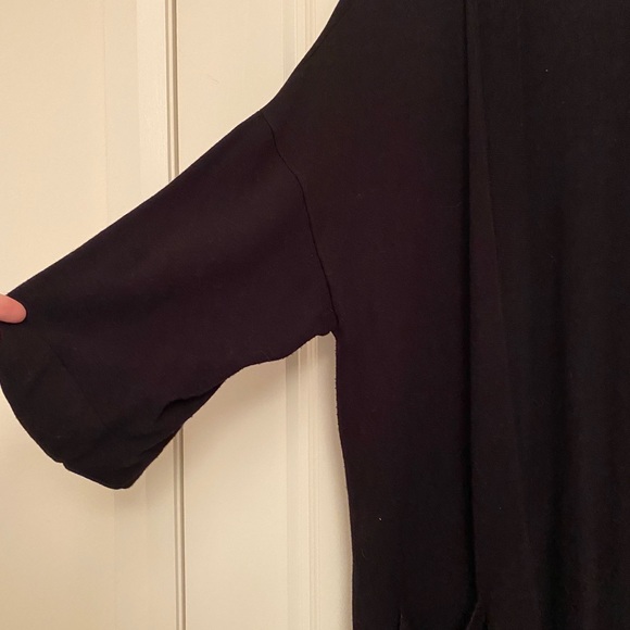 Sussan Size S/M Black Longline Cardigan - Picture 2 of 6